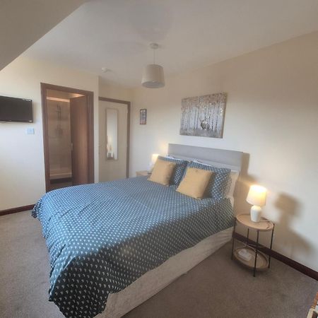 スピーン・ブリッジ Braelea Bed & Breakfast エクステリア 写真