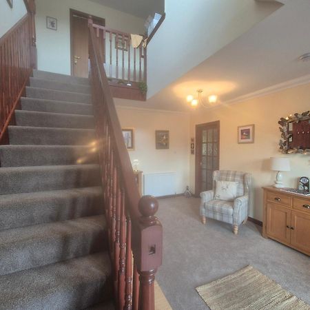 スピーン・ブリッジ Braelea Bed & Breakfast エクステリア 写真